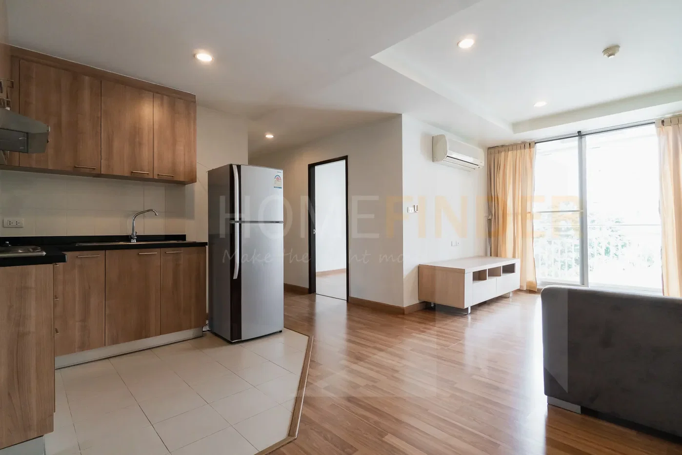 picture Y.O. Place 3 bedrooms, for rent - 5/16