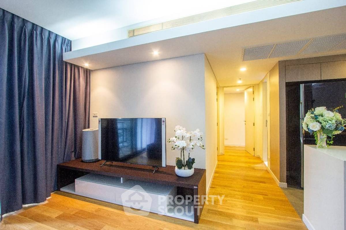 picture 2-BR Condo At Mode Sukhumvit 61, 400m To BTS Ekkamai (ID 3259291) - 5/14