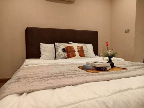 1Bed | 1Bath | BTS Ekkamai | 42sqm | THB 20,000/mo | Fl.4 — The Ace Ekamai Bangkok