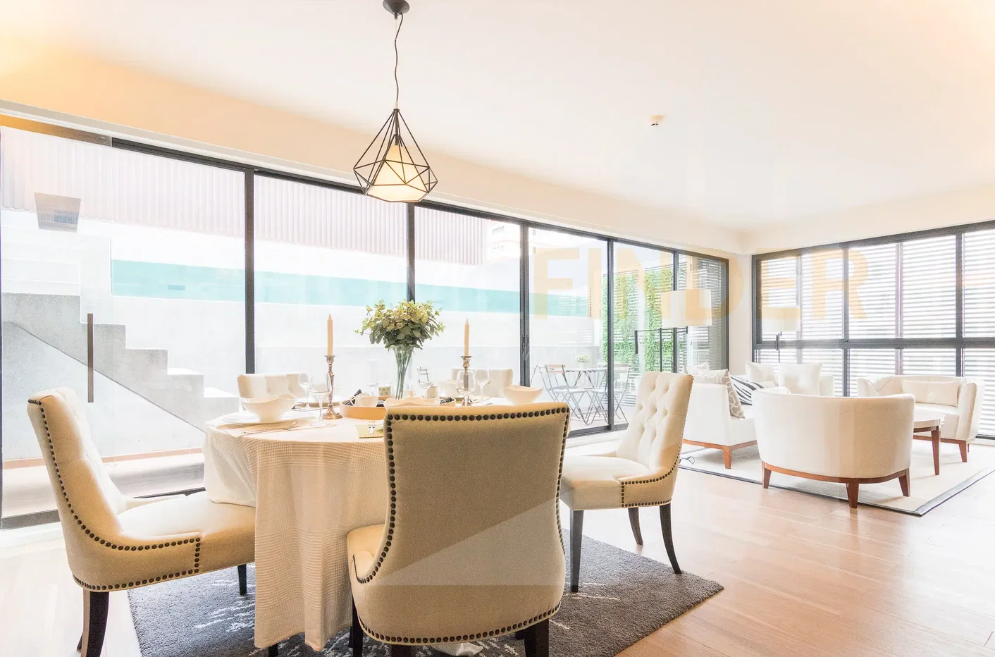 picture Circle S Sukhumvit 12 3 bedrooms, for sale - 4/15