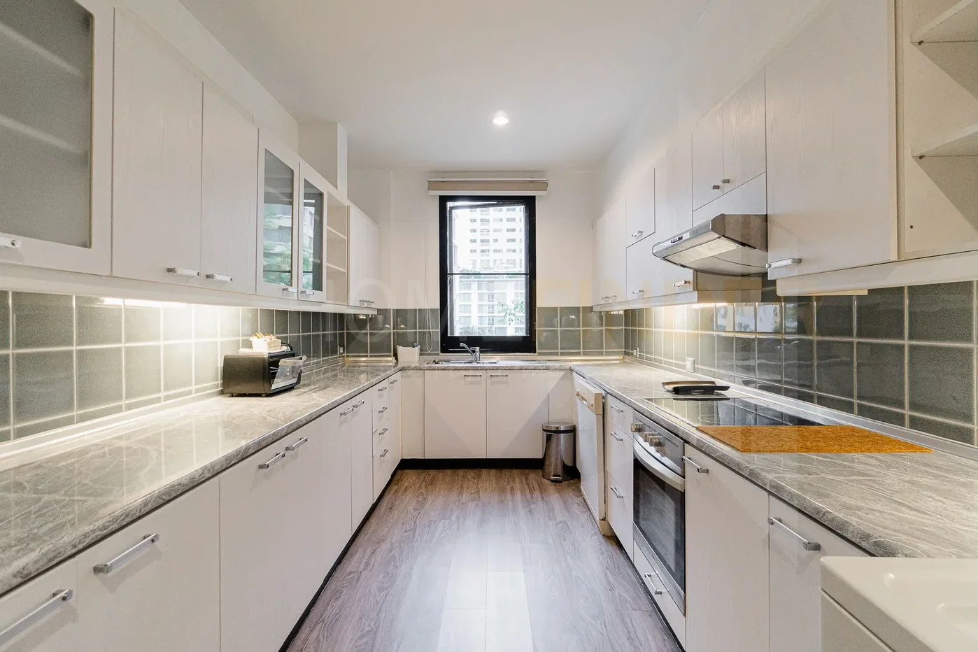 picture Benviar Tonson Residence 4 bedrooms, for rent - 5/13