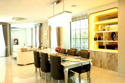 Houses for rent Bangkok : NANTAWAN RAMA 9 New Krungthepkreetha 5 bedrooms, for rent