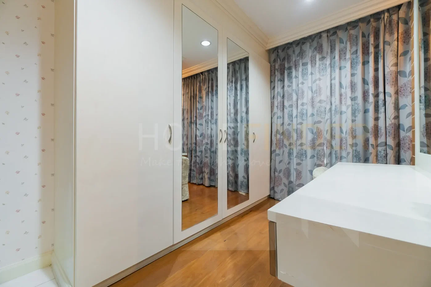 รูป Baan Klang Krung Thonglor- Spacious 4 bedroom house for rent in Thong lo, Bangkok 4 bedrooms, for rent - รูปที่ 24/39