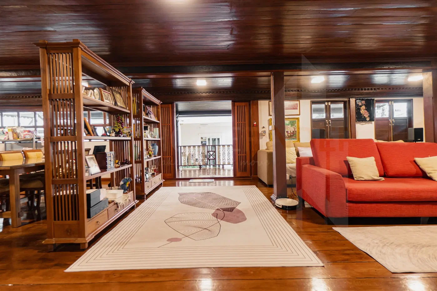 รูป House Samsen 2 bedrooms, for rent - รูปที่ 2/17