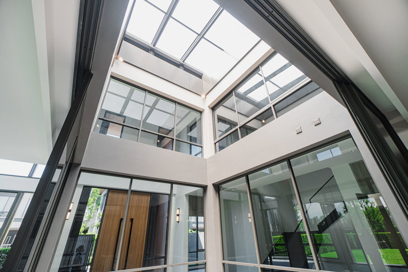 รูป ศิรนินทร์ เรสซิเดนเซส พัฒนาการ 5 bedrooms, for sale - รูปที่ 2/14