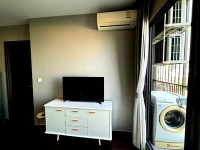 Condos for rent : 1Bed | 1Bath | BTS Ekkamai | 30sqm | THB 17,000/mo | Fl.11 — Ekkamai Condominium Unit Type Bangkok