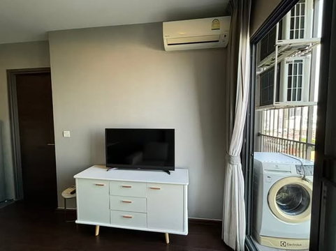 1 ห้องนอน | 1 ห้องน้ำ | BTS Ekkamai | 30 ตร.ม. | 17,000 บาท/เดือน | ชั้น 11 — Ekkamai Condominium Unit Type กรุงเทพฯ