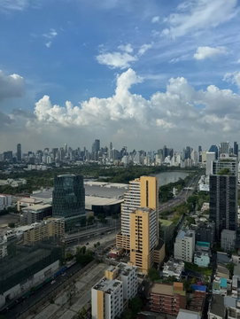 2 ห้องนอน | 1 ห้องน้ำ | MRT Queen Sirikit National Convention Centre | 48 ตร.ม. | 45,000 บาท/เดือน | ชั้น 35 — Life Rama 4 - Asoke กรุงเทพฯ