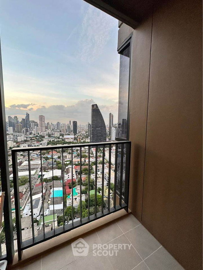 รูป คอนโด 1 ห้องนอน ชั้น 29 Oka Haus Sukhumvit 36 ใกล้ BTS ทองหล่อ (ID 3257278) - รูปที่ 7/10