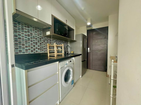 2 ห้องนอน | 1 ห้องน้ำ | BTS Punnawithi | 40 ตร.ม. | 11,000 บาท/เดือน | ชั้น 7 — Chateau In Town Sukhumvit 64 กรุงเทพฯ