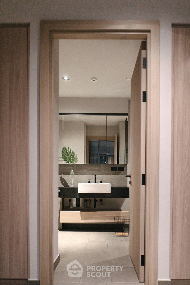 รูป คอนโด 2 ห้องนอน The Lofts Asoke ห่าง MRT เพชรบุรี 300 เมตร (ID 3260728) - รูปที่ 8/10