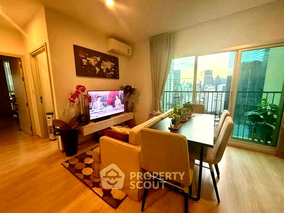 Condos for sale : 22nd-Floor 2-BR Noble Revolve Ratchada 2 Near MRT Thailand Cultural Centre (ID 3263539)