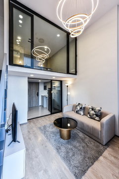 ห้องว่าง** ✅ ✅ ให้เช่า - SOHO Bangkok Ratchada , Luxury Duplex 1 ห้องนอน พร้อมเข้าอยู่ ติดต่อไลน์ @bktasset โทร 095-325-8928 📌📌
