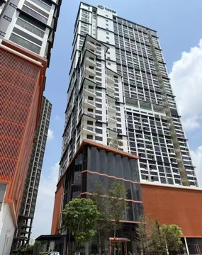 1 ห้องนอน | 1 ห้องน้ำ | MRT Phra Ram 9 | 38 ตร.ม. | 23,000 บาท/เดือน | ชั้น 14 — Land กรุงเทพฯ