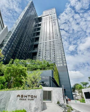 1 ห้องนอน | 1 ห้องน้ำ | MRT Sam Yan | 36 ตร.ม. | 27,000 บาท/เดือน | ชั้น 34 — Ashton Chula-Silom กรุงเทพฯ