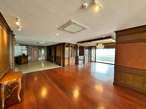 4Bed | 4Bath | BTS Nana | 365sqm | THB 120,000/mo | Fl.6 — Fairtower Condo Bangkok