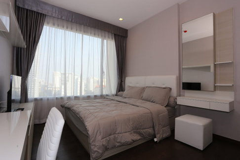 1 ห้องนอน | 1 ห้องน้ำ | BTS Asok | 45 ตร.ม. | 30,000 บาท/เดือน | ชั้น 22 — Condo Q Asoke กรุงเทพฯ