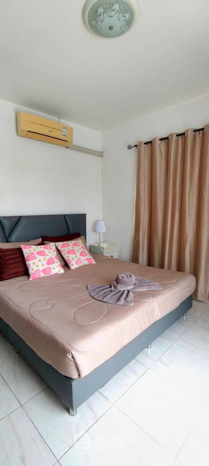 picture 4-BR Villa close to East Pattaya (ID 3263517) - 18/35