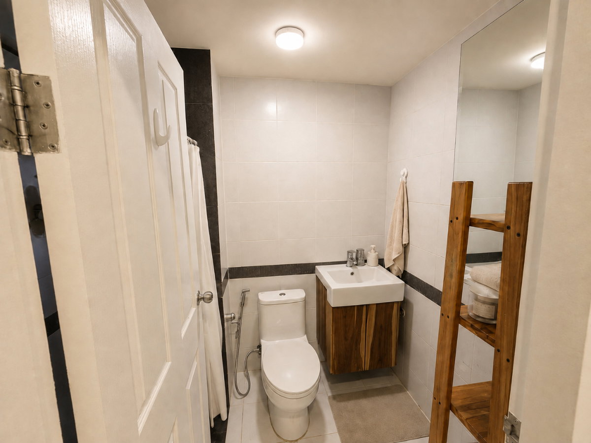 picture 🔥 Condo in the Asoke-Ratchada area – only 1.58 million Baht! 🔥 a space Asoke-Ratchada (South Tower) 🚆 MRT Phra Ram 9 - 5/11