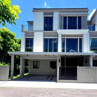 Houses for rent Bangkok : AB06092 - Baan klang muang Classe Sukhumvit 77 : Sukhumvit