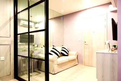 Condos for rent : 1Bed | 1Bath | MRT Phetchaburi | 30sqm | THB 19,000/mo | Fl.14 — Life Asoke Bangkok
