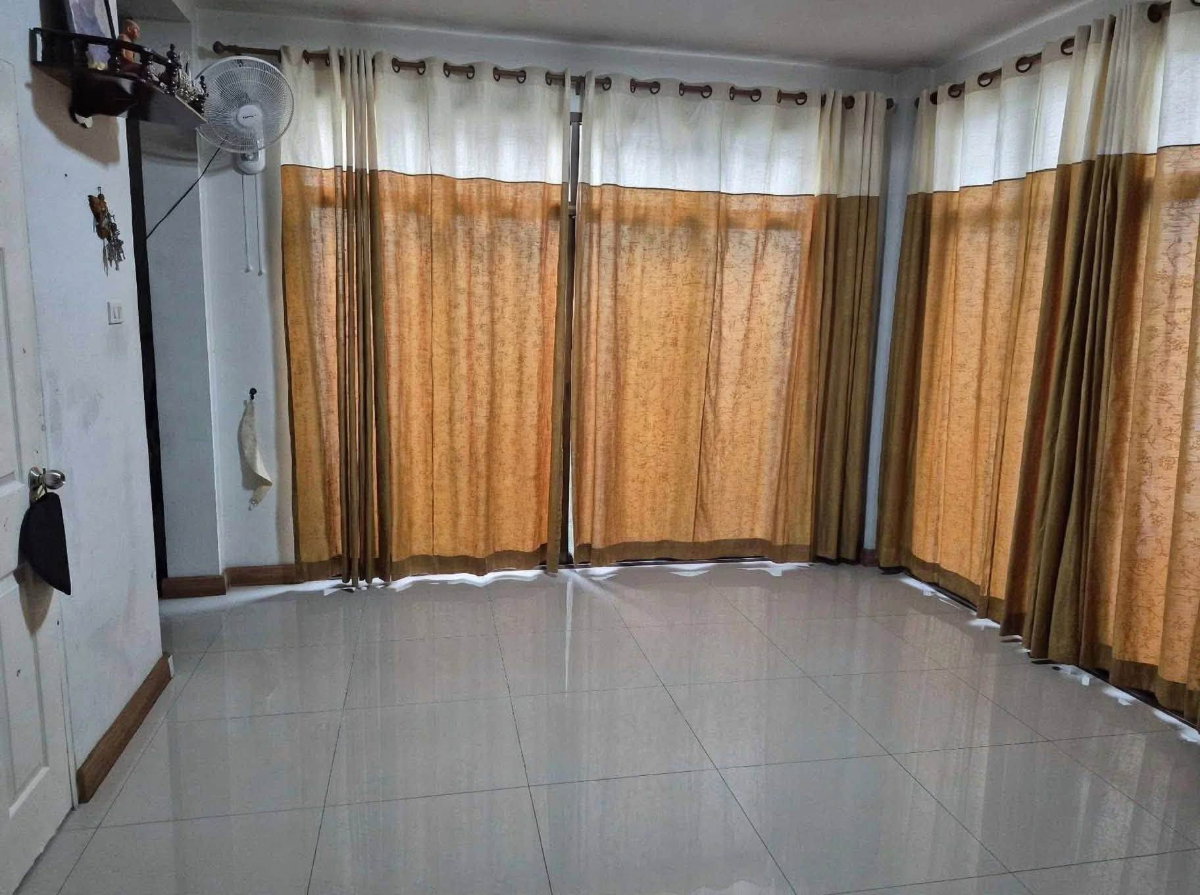 รูป ให้เช่าบ้านเดี่ยว ม.โกลเด้นท์โฮม 4 ห้องนอน แหลมฉบัง ศรีราชา - รูปที่ 5/8