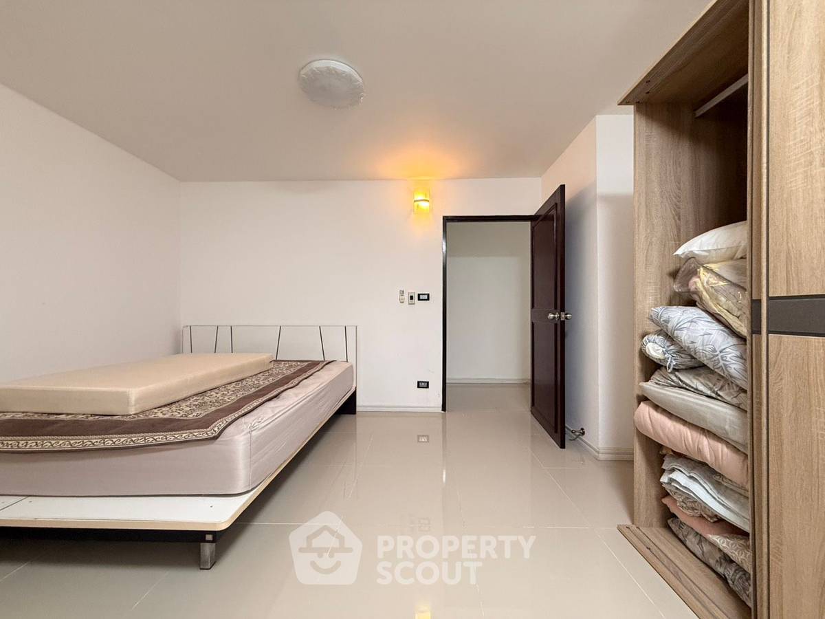 รูป คอนโด 3-ห้องนอน ที่ นูเวล คอนโดมิเนียม ใกล้ ท่าอากาศยานสุวรรณภูมิ (ID 3263405) - รูปที่ 8/22