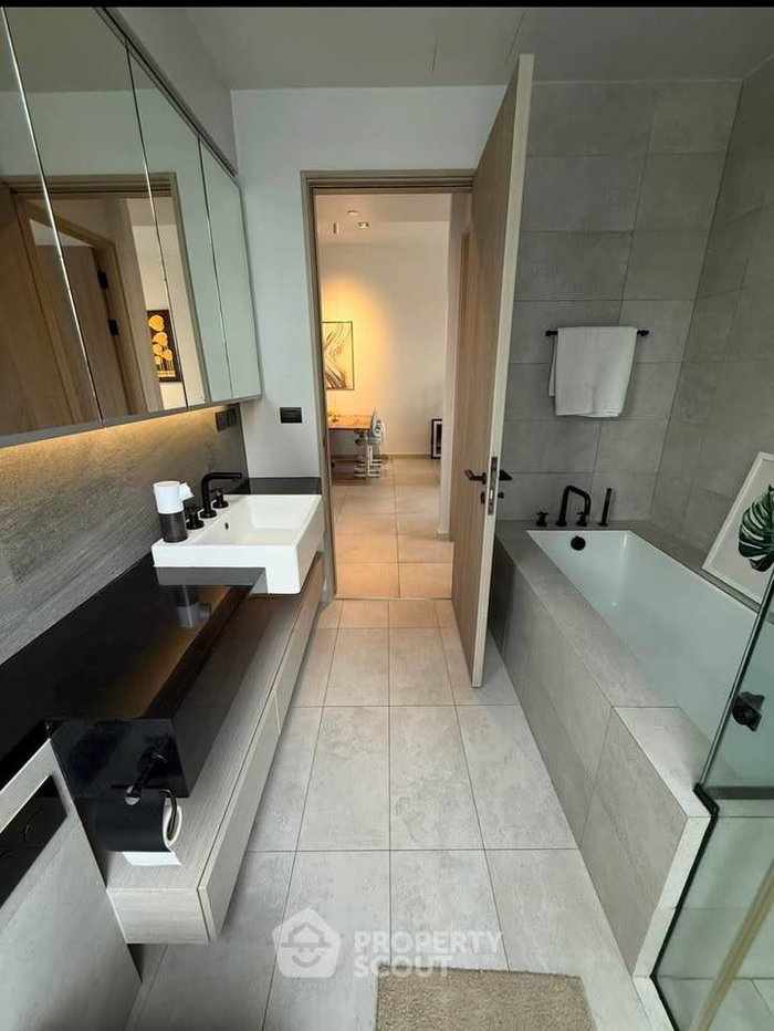 รูป คอนโด 2 ห้องนอน ชั้น 16 The Lofts Asoke ใกล้ MRT เพชรบุรี (ID 3256019) - รูปที่ 16/22