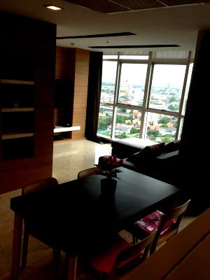 Condos for rent : 1Bed | 2Bath | BTS Ekkamai | 80sqm | THB 42,000/mo | Fl.17 — Nusasiri Grand Condo BTS Ekkamai Bangkok