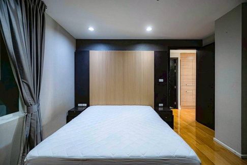 2 ห้องนอน | 2 ห้องน้ำ | BTS Phrom Phong | 99 ตร.ม. | 50,000 บาท/เดือน | ชั้น 5 — Villa Sikhara กรุงเทพฯ
