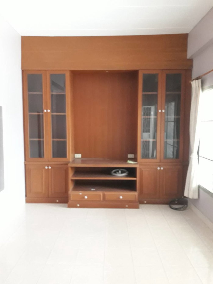 picture Two-story townhome for rent in Baan Suan Chatuchak. - 3/9