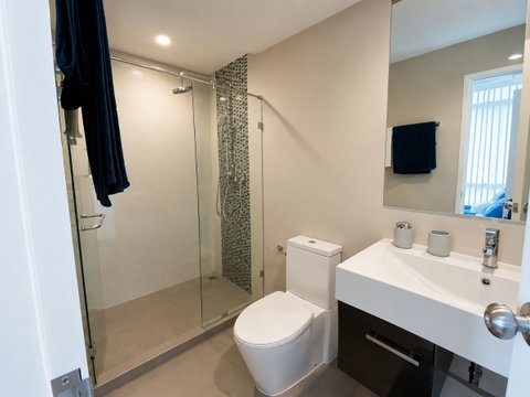 1 ห้องนอน | 1 ห้องน้ำ | BTS Udom Suk | 35 ตร.ม. | 20,000 บาท/เดือน | ชั้น 17 — The Sky Sukhumvit กรุงเทพฯ