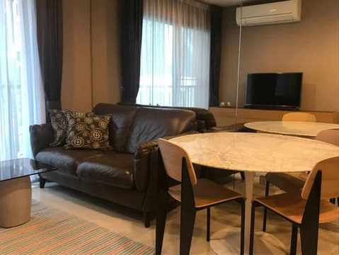 2 ห้องนอน | 2 ห้องน้ำ | BTS Thong Lo | 56 ตร.ม. | 48,000 บาท/เดือน | ชั้น 9 — Rhythm Sukhumvit 36-38 กรุงเทพฯ