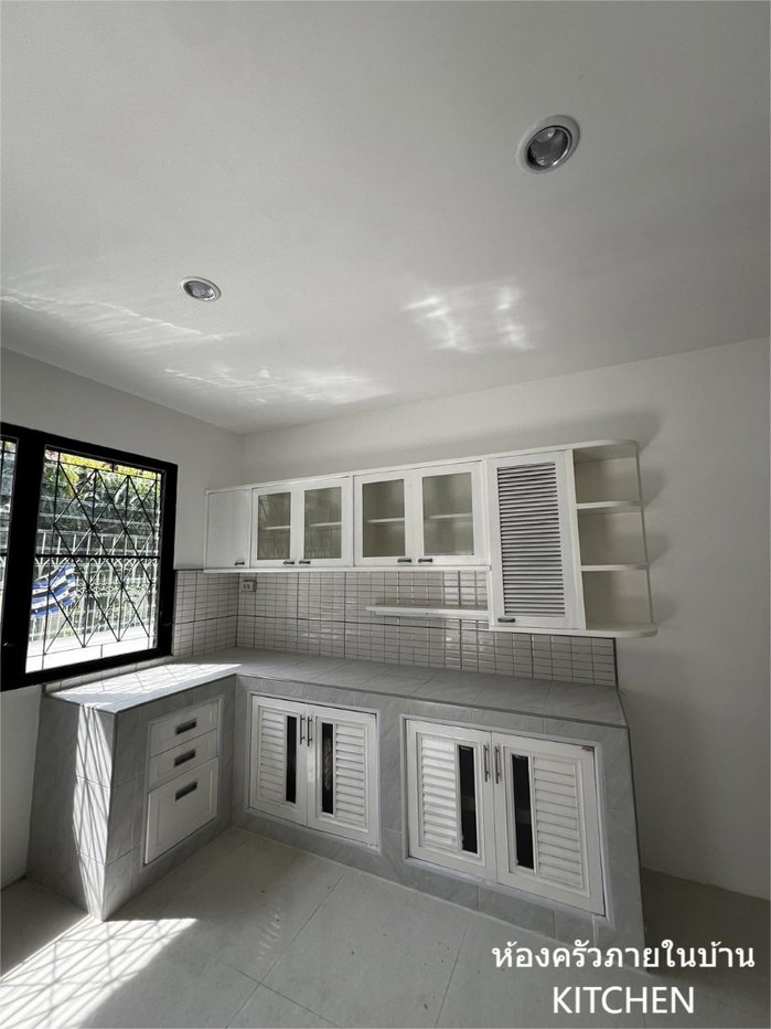 รูป ขายบ้านเดี่ยว 2 ชั้น ลาดพร้าว 94 / 5 ห้องนอน 4 ห้องน้ำ - รูปที่ 13/29