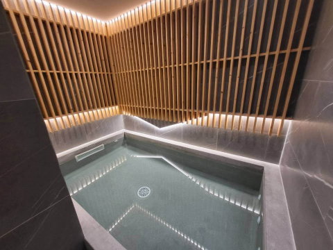 1 ห้องนอน | 1 ห้องน้ำ | BTS Ekkamai | 36 ตร.ม. | 35,000 บาท/เดือน | ชั้น 5 — The Reserve Sukhumvit 61 กรุงเทพฯ