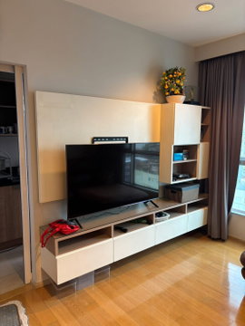 2Bed | 2Bath | BTS Saphan Taksin | 70sqm | THB 28,000/mo | Fl.10 — Hive Sathorn Bangkok