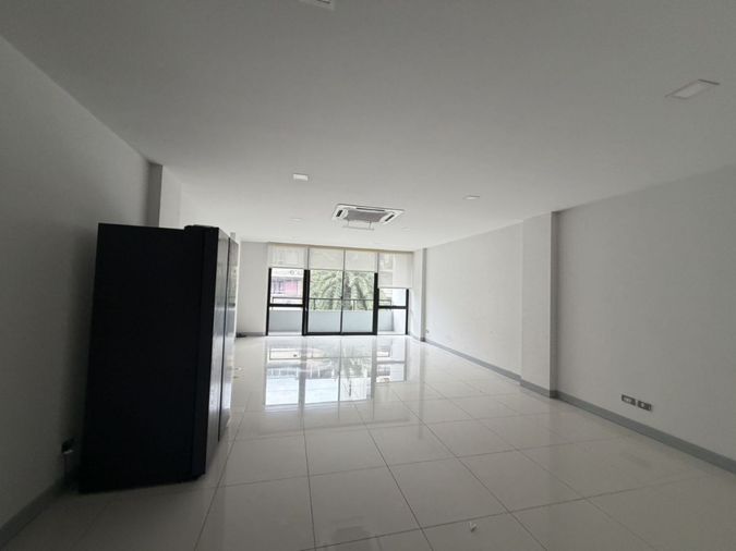ขายทาวน์โฮม 5 ห้องนอน 280 ตร.ม. 20 ตร.ว. เขตบางรัก