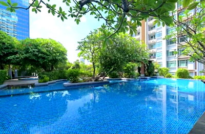 คอนโดให้เช่า : 1 ห้องนอน | 1 ห้องน้ำ | MRT Phetchaburi | 40 ตร.ม. | 22,000 บาท/เดือน | ชั้น 32 — Circle Condominium กรุงเทพฯ