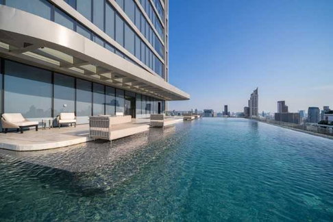 1 ห้องนอน | 1 ห้องน้ำ | MRT Phetchaburi | 35 ตร.ม. | 35,000 บาท/เดือน | ชั้น 12 — The Esse At Singha Complex กรุงเทพฯ