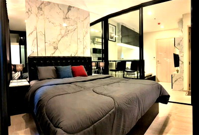 คอนโดให้เช่า : 1 ห้องนอน | 1 ห้องน้ำ | MRT Phetchaburi | 30 ตร.ม. | 18,000 บาท/เดือน | ชั้น 21 — Life Asoke กรุงเทพฯ