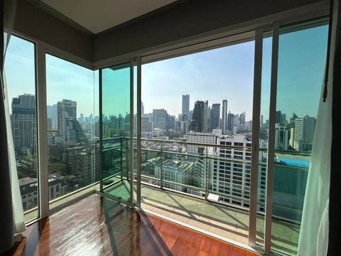 2Bed | 2Bath | BTS Nana | 90sqm | THB 49,000/mo | Fl.21 — Prime 11 Bangkok