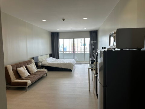1Bed | 1Bath | BTS Siam | 45sqm | THB 19,000/mo | Fl.16 — The Platinum Bangkok