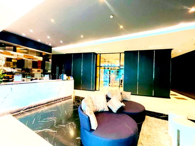 คอนโดให้เช่า : 2 ห้องนอน | 1 ห้องน้ำ | BTS Phra Khanong | 59 ตร.ม. | 35,000 บาท/เดือน | ชั้น 19 — Sky Walk Residences กรุงเทพฯ