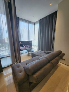 1Bed | 1Bath | BTS Sala Daeng | 86sqm | THB 70,000/mo | Fl.12 — Ashton Silom Bangkok