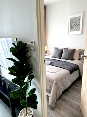 Condos for rent : 1Bed | 1Bath | ARL Hua Mak | 28sqm | THB 14,000/mo | Fl.37 — Rich Park Bangkok