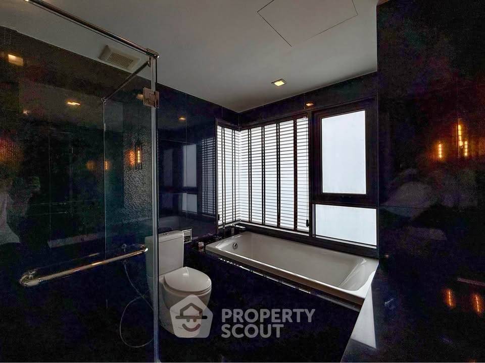 picture High-Floor 2-BR At Rhythm Sukhumvit 36-38 Near BTS Thong Lor (ID 3260617) - 14/15
