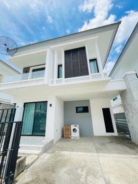 🏡 ให้เช่าบ้านเดี่ยว 2 ชั้น พร้อมเฟอร์นิเจอร์ ในโครงการคุณภาพ สิ่งแวดล้อมดีมาก ใกล้เมือง ทำเลดีมาก เดินทางสะดวก