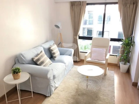 1 ห้องนอน | 1 ห้องน้ำ | BTS Bearing | 41 ตร.ม. | 16,000 บาท/เดือน | ชั้น 3 — Supalai City Resort Bearing Station กรุงเทพฯ