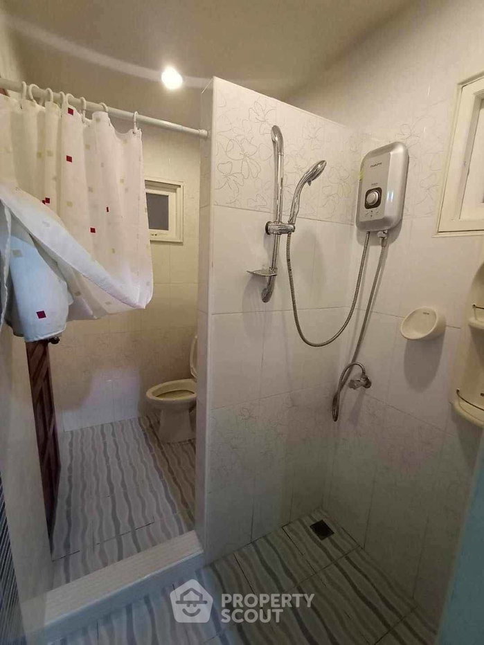 รูป บ้าน 3 ห้องนอน พื้นที่ 204 ตร.ม. ให้เช่าในพัทยาตะวันออก (ID 3263723) - รูปที่ 8/19