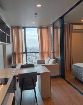 1 ห้องนอน | 1 ห้องน้ำ | BTS Saint Louis | 33 ตร.ม. | 25,000 บาท/เดือน | ชั้น 28 — The Issara Sathorn กรุงเทพฯ